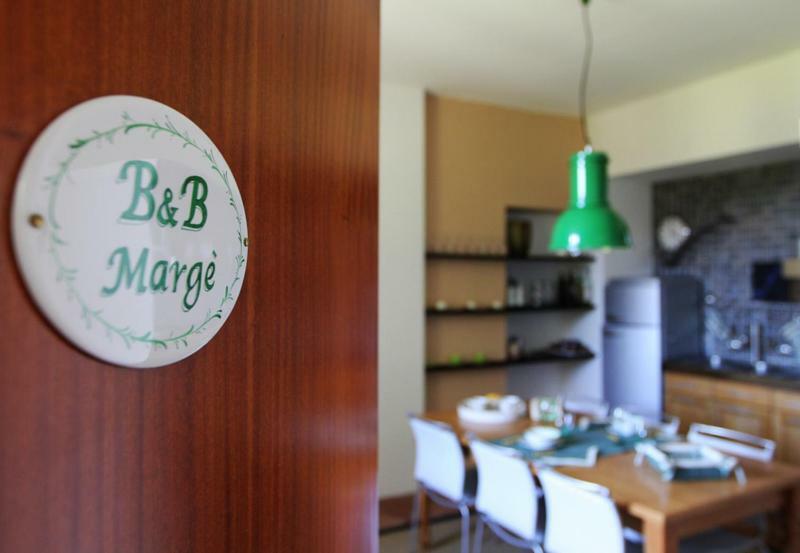 B&B Marge Oltrona di San Mamette Luaran gambar